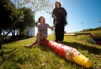 Lou Borghetti usou cores primárias e frases da amiga Lya Luft para criar o Parque Mania (Agencia RBS/Tárlis Schneider)