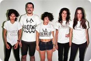 Banda paulistana CSS (Cansei de Ser Sexy) é uma das atrações do M/E/C/A Festival, em Xangri-lá (CSS/Divulgação)