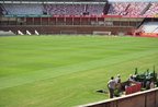 Ruínas de parte das arquibancadas são os únicos sinais visíveis de que o estádio de Porto Alegre se prepara para o Mundial (Agencia RBS/Diego Vara)