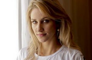 Aline Sartori tem 22 anos, 1,73 de altura e é natural de Tangará (Divulgação/Divulgação)