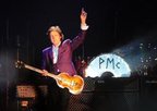 Paul McCartney durante sua apresentação no Gigantinho, em novembro de 2010 (Agencia RBS/Adriana Franciosi)