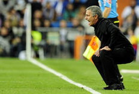 Polêmico, Mourinho chegou a brigar com alguns de seus jogadores (AFP/Javier Soriano)