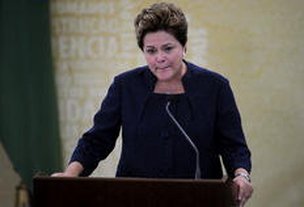 Dilma chorou ao lembrar dos desaparecidos políticos (AFP/Pedro Ladeira)