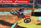 Piloto italiano Antonio Cairolli lidera a classificação do Mundial de Motocross 2012 na categoria MX1 (Vipcomm/Luiz Pires)