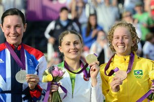 A pernambucana Yane Marques ganhou a 17ª medalha brasileira em Londres (AFP/John Macdougall)