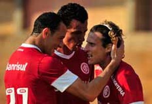 Damião e Josimar marcaram os outros gols do time de Fernandão. Vagner Love descontou (Mateus Bruxel)