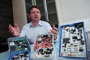 Carlos Alberto Wolke é diretor da Pináculo Indústria Eletrônica (Agencia RBS/Miro de Souza)