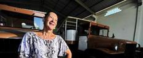 Angela Virginia Cortoni Michelon, com os dindinhos que herdou (Agencia RBS/Félix Zucco)