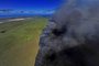  

TAIM, RS, BRASIL, 28/03/2013 - O incêndio que atinge a Estação Ecológica do Taim, no sul do Estado, pode ter afetado pelo menos 1,4 mil hectares de terra - que equivalem a mais de 1,2 mil campos de futebol (FOTO: LAURO ALVES / ZERO)
