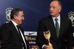 Parreira e Felipão estão na Europa acertando detalhes com clubes dos convocados (Maurício Val/VIPCOMM)