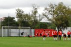 Diego Forlán e D'Alessandro tiveram atuação destacada no trabalho de finalização (Alexandre Ernst)