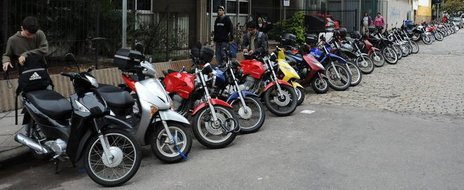 Benefício para comprar motos ainda é limitado (Agencia RBS/Caio Marcelo)