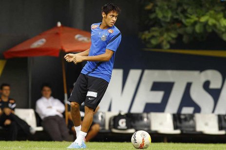 Neymar deve comunicar decisão sobre seu futuro em breve (santos fc/Ricardo saibun)