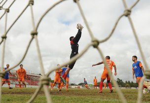 Inter-SM treinou nesta terça-feira para o jogo contra o Glória (Agencia RBS/Claudio Vaz)