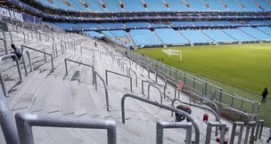Geral da Arena já conta com gradis em grande parte de sua extensão (BH Comunicação,Divulgação/Wesley Santos)