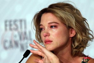 A atriz Lèa Seydoux chorou durante coletiva de imprensa em Cannes (AFP/Loic Venance)