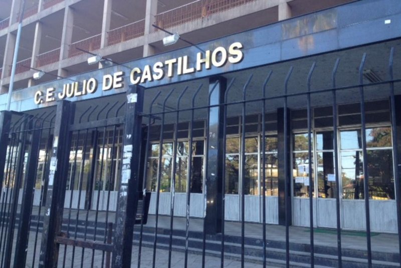Colégio Estadual Júlio de Castilhos fechado