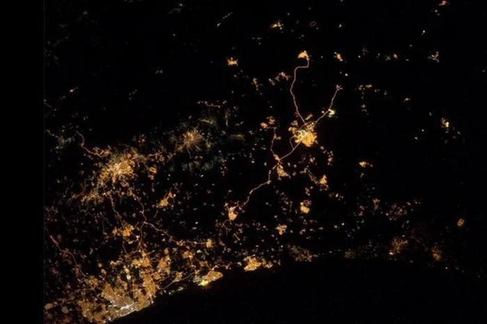 Twitter @Astro_Alex / Reprodução Twitter @Astro_Alex / Reprodução