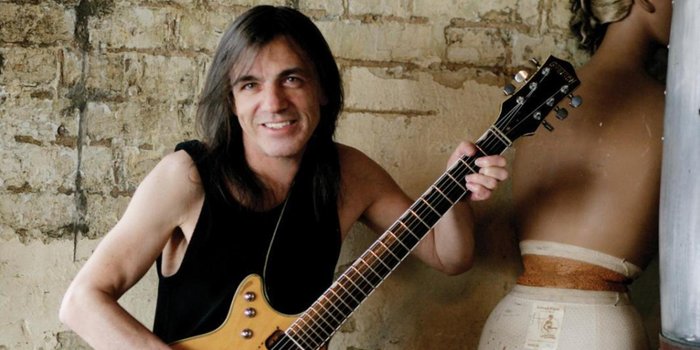 AC / DC AC / DC