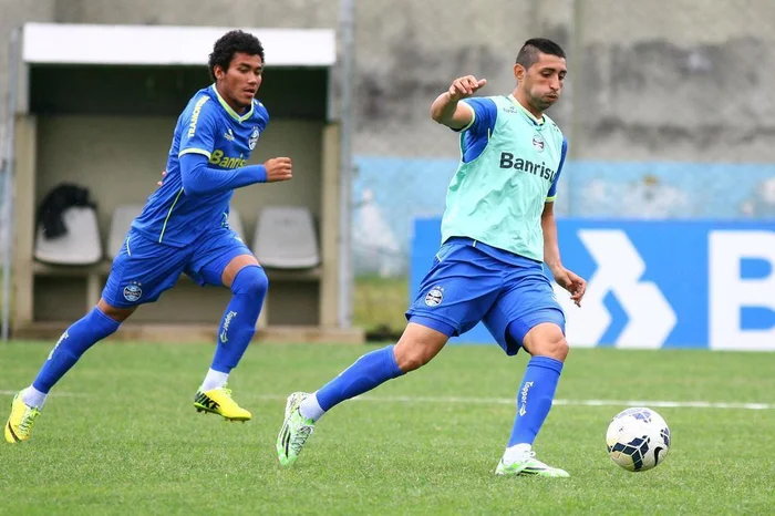 LUCAS UEBEL / GREMIO FBPA LUCAS UEBEL / GREMIO FBPA