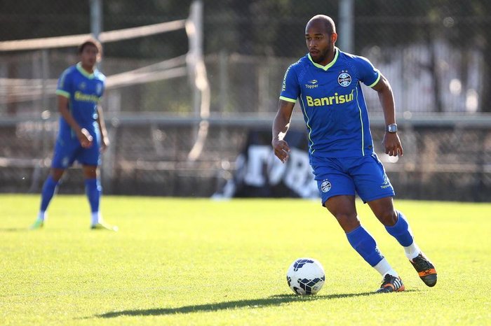 LUCAS UEBEL / Grêmio