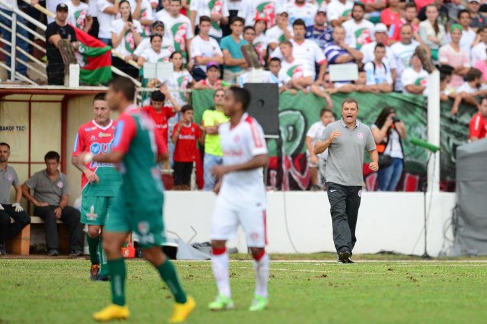 null / null null / null