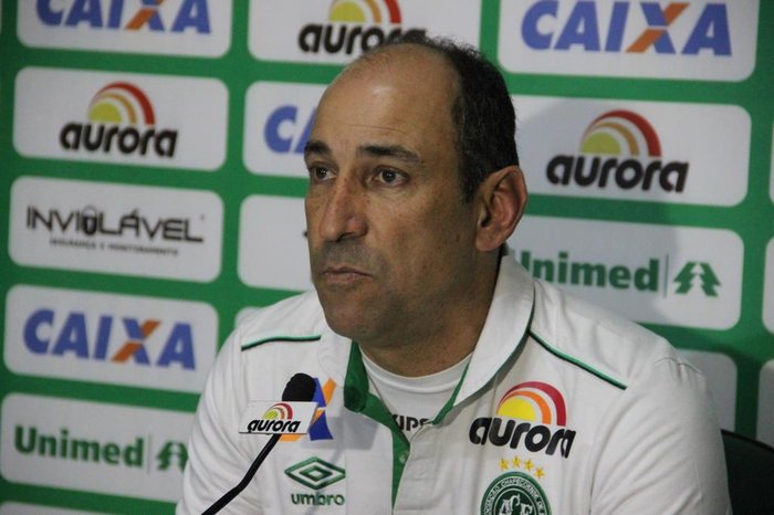 vinicius eutropio, chapecoense, jogo, arena condá, série A vinicius eutropio, chapecoense, jogo, arena condá, série A