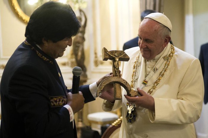 AFP PHOTO / OSSERVATORE ROMANO AFP PHOTO / OSSERVATORE ROMANO