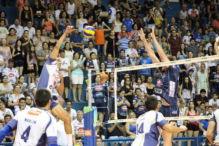 Rafinha Oliveira / Funvic Taubaté Rafinha Oliveira / Funvic Taubaté