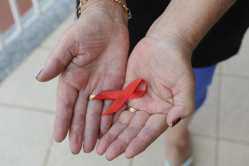  Dia 1º de dezembro é o dia mundial de luta contra a Aids. Em Santa Maria, a incidência da doença cresce mais entre mulheres com mais de 50 anos de idade, de acordo com o Husm.