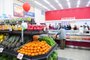  CAXIAS DO SUL, RS, BRASIL (29/09/2016) Supermercado Andreazza inaugura loja conceitual no bairro Bela Vista. Prefeito Alceu Barbosa Velho e expressiva população participam do ato inaugural.   (Roni Rigon/Pioneiro)