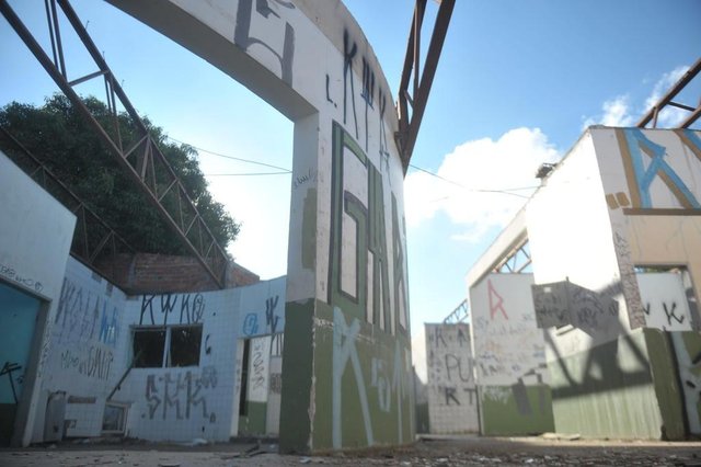 Unidade de Saúde Floriano Rocha, na Cohab Santa Marta, no Bairro Juscelino Kubitschek, que foi totalmente depredada e vandalizada, é prioridade de reforma do governo municipal. Pronto-Atendimento do Bairro Patronato recebeu pintura. Unidade de Saúde Floriano Rocha, na Cohab Santa Marta, no Bairro Juscelino Kubitschek, que foi totalmente depredada e vandalizada, é prioridade de reforma do governo municipal. Pronto-Atendimento do Bairro Patronato recebeu pintura.