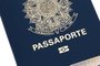 Passaporte brasileiro. 