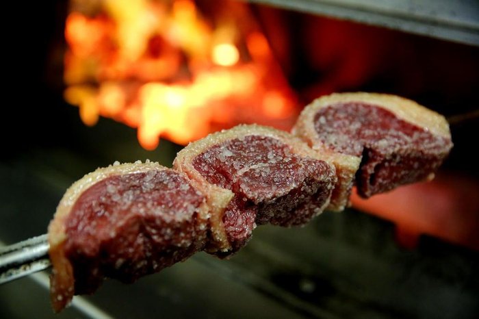 PORTO ALEGRE, RS, BRASIL, 02/09/2014: Especial sobre churrasco do caderno Gastrô por Destemperados (FOTO FÉLIX ZUCCO/AGÊNCIA RBS, Editoria Destemperados).
PORTO ALEGRE, RS, BRASIL, 02/09/2014: Especial sobre churrasco do caderno Gastrô por Destemperados (FOTO FÉLIX ZUCCO/AGÊNCIA RBS, Editoria Destemperados).