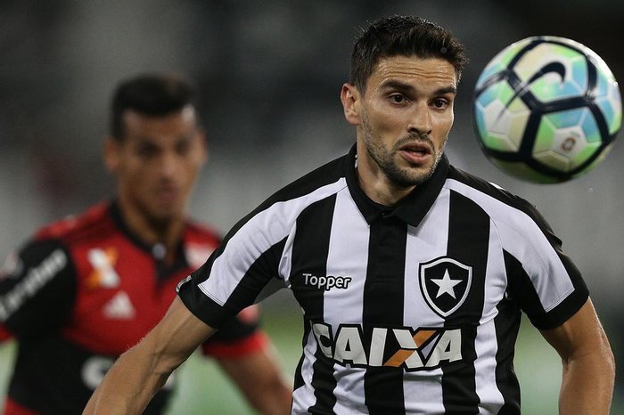 Rodrigo Pimpão. Botafogo x Flamengo pelo Campeonato Brasileiro no estadio Nilton Santos. 10 de Setembro de 2017, Rio de Janeiro, RJ, Brasil. Foto: Vitor Silva/SSPress/Botafogo. Rodrigo Pimpão. Botafogo x Flamengo pelo Campeonato Brasileiro no estadio Nilton Santos. 10 de Setembro de 2017, Rio de Janeiro, RJ, Brasil. Foto: Vitor Silva/SSPress/Botafogo.