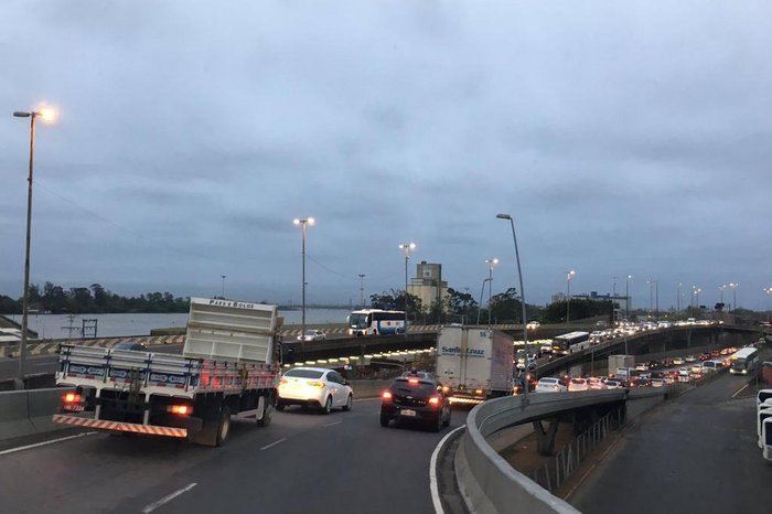 Trânsito em Porto Alegre Trânsito em Porto Alegre