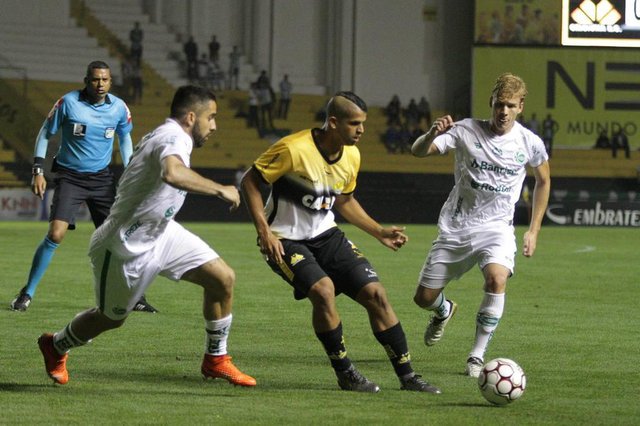 CRICIÚMA, SC, BRASIL12/09/2017, ESPORTE: Jogo entre Criciúma e Juventude, pelo Campeonato Brasileiro de Futebol da segunda divisão. FOTO: CAIO MARCELO/ESPECIAL/DIARIO CATARINENSE CRICIÚMA, SC, BRASIL12/09/2017, ESPORTE: Jogo entre Criciúma e Juventude, pelo Campeonato Brasileiro de Futebol da segunda divisão. FOTO: CAIO MARCELO/ESPECIAL/DIARIO CATARINENSE