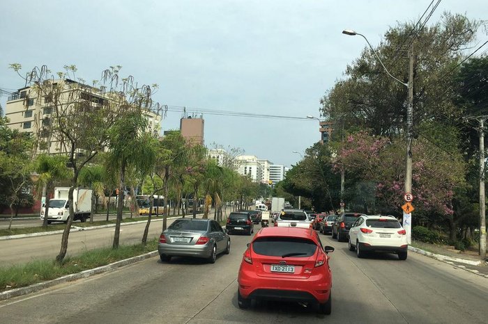 Trânsito em Porto Alegre. Trânsito em Porto Alegre.