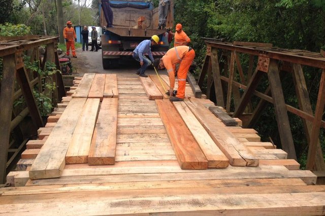 Daer começa a reforma das madeiras da Ponte das Tunas, na ERS-149 Daer começa a reforma das madeiras da Ponte das Tunas, na ERS-149