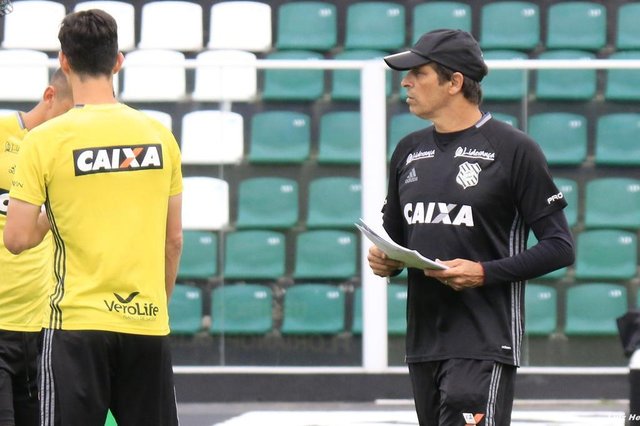 Milton Cruz, Figueirense Milton Cruz, Figueirense