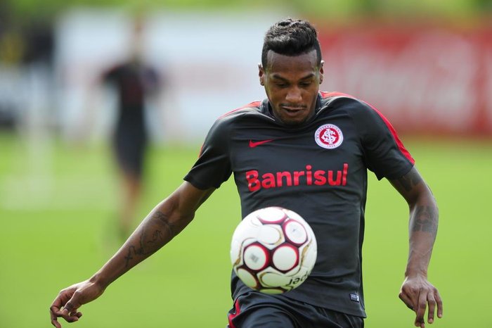 PORTO ALEGRE, RS, BRASIL, 14-09-2017. Inter treina no CT Parque Gigante. (FÉLIX ZUCC/AGÊNCIA RBS)
PORTO ALEGRE, RS, BRASIL, 14-09-2017. Inter treina no CT Parque Gigante. (FÉLIX ZUCC/AGÊNCIA RBS)