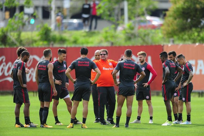 PORTO ALEGRE, RS, BRASIL, 14-09-2017. Inter treina no CT Parque Gigante. (FÉLIX ZUCC/AGÊNCIA RBS)
PORTO ALEGRE, RS, BRASIL, 14-09-2017. Inter treina no CT Parque Gigante. (FÉLIX ZUCC/AGÊNCIA RBS)