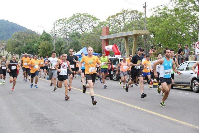 4ª edição do Eny Fila Running, tradicional competição de corrida de rua de Santa Maria 4ª edição do Eny Fila Running, tradicional competição de corrida de rua de Santa Maria
