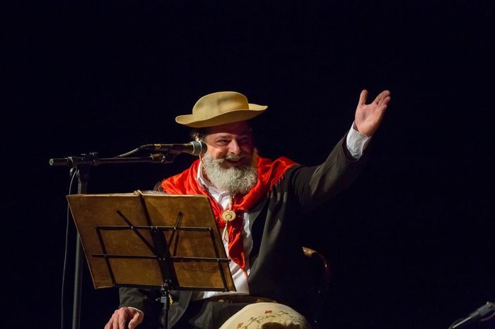  

PORTO ALEGRE, RS, BRASIL, 11/03/2017 : Show de Luiz Marenco - Cantor apresenta novo show no Theatro São Pedro. (Omar Freitas/Agência RBS)
Indexador: Omar Freitas