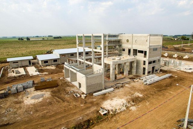 Usina termel&eacute;trica de S&atilde;o Sep&eacute; come&ccedil;a a receber equipamentos