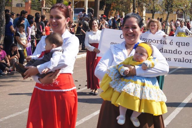 desfile de 20 de setembro em Santiago