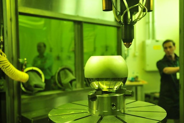 JOINVILLE,SC,BRASIL,19-09-2017.Nova sede dos institutos Senai de inovação em sistema de manufatura e em processamento a laser.Jhonattan Gutjahr,engenheiro mecânico.(Foto:Salmo Duarte/A Notícia) JOINVILLE,SC,BRASIL,19-09-2017.Nova sede dos institutos Senai de inovação em sistema de manufatura e em processamento a laser.Jhonattan Gutjahr,engenheiro mecânico.(Foto:Salmo Duarte/A Notícia)