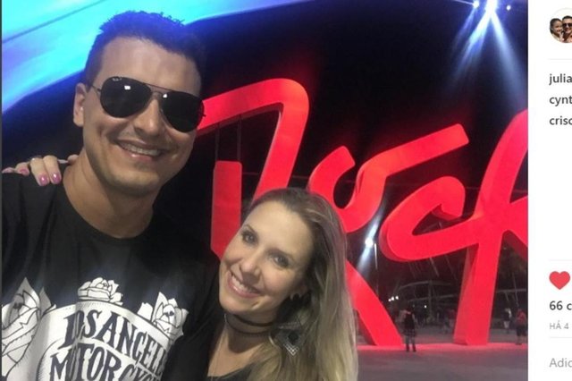 @juliaaiolfi e o maridão curtindo os shows do Rock In Rio. @juliaaiolfi e o maridão curtindo os shows do Rock In Rio.