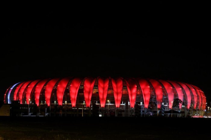 PORTO ALEGRE, RS, BRASIL, 17/08/17 - Estádio Beira-Rio iluminado.
(Foto: André Feltes / Especial) PORTO ALEGRE, RS, BRASIL, 17/08/17 - Estádio Beira-Rio iluminado.
(Foto: André Feltes / Especial)