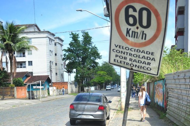 JOINVILLE,SC,BRASIL,27-09-2017.Teste AN nas ruas - Rua Pres Prudente de Moraes,bairro Santo Antonio.(Foto:Salmo Duarte/A Notícia) JOINVILLE,SC,BRASIL,27-09-2017.Teste AN nas ruas - Rua Pres Prudente de Moraes,bairro Santo Antonio.(Foto:Salmo Duarte/A Notícia)
